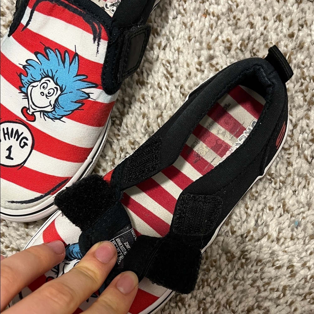 Sketchers Dr. Seuss Kids Sneakers - Red and Black - Picture 7 of 8
